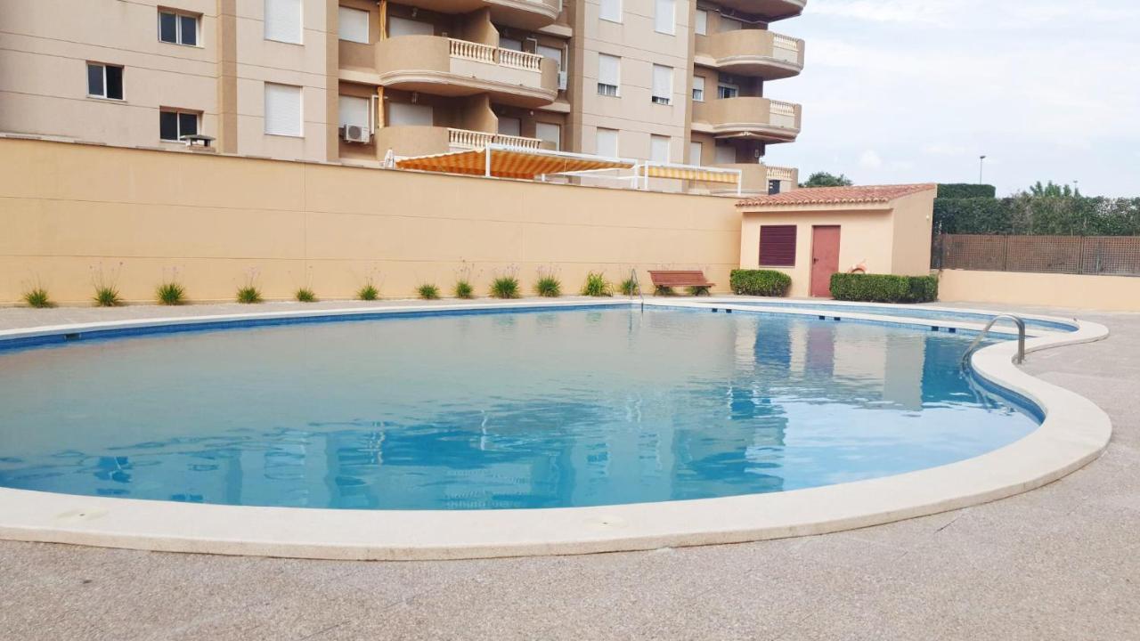 Global Properties, Atico Con Vistas En La Playa De Canet كانيت ذي بيرينغير المظهر الخارجي الصورة