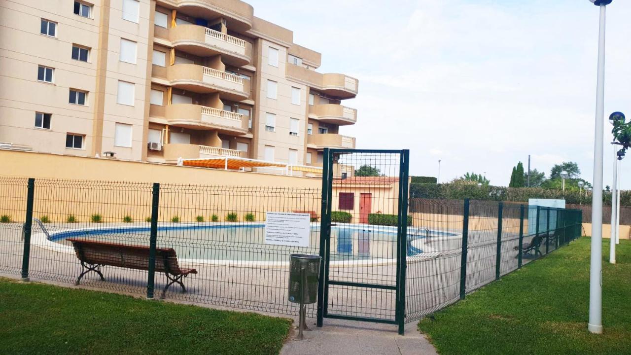 Global Properties, Atico Con Vistas En La Playa De Canet كانيت ذي بيرينغير المظهر الخارجي الصورة